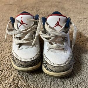 Kids Jordan’s retro 3